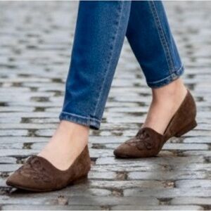 Vintage Souliers Brown Suede Leather Square Toe Low Heel Embroidered Shoes Sz 8